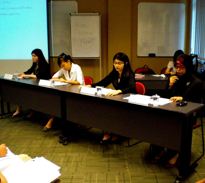 29306_1424821895215_1665800_n